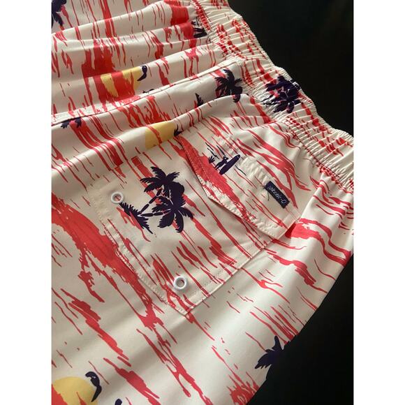 JOHNNIE-O White/Red Tropical Beach Theme Swim Shorts sz S - Picture 6 of 12